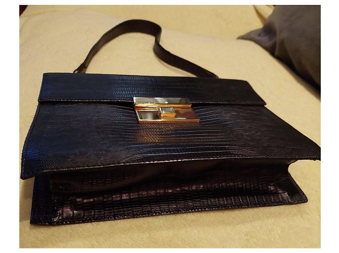 Autre Marque Coccinelle Borsa in pelle goffrata blu scuro - vista 6