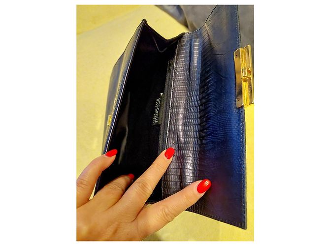 Autre Marque Coccinelle Borsa in pelle goffrata blu scuro - vista 9