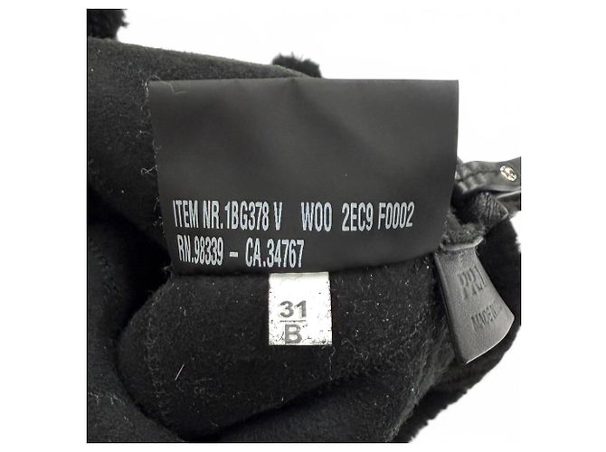 Prada Shearling Fell Schultertasche Schwarz - Ansicht 14
