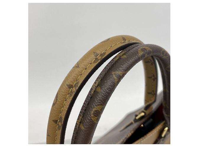 Borsa Tote Louis Vuitton Monogram Giant Reverse OnTheGo MM Marrone - vista 7