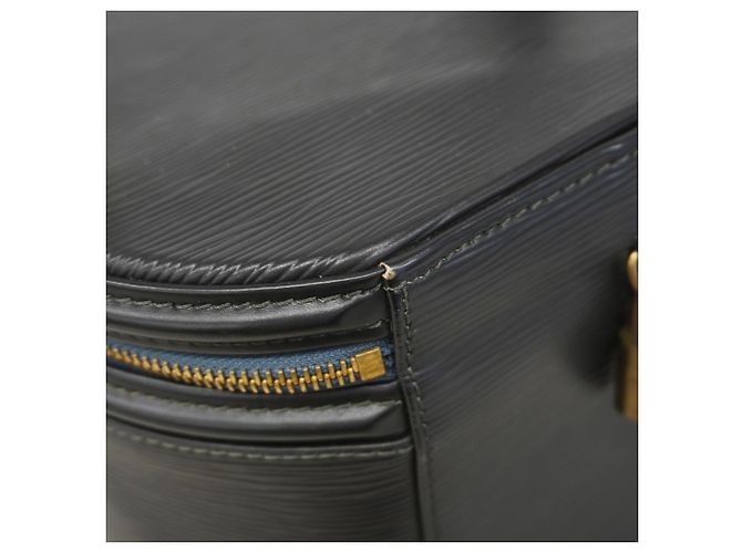 Borsa Louis Vuitton Epi Cannes M48032 Nero - vista 6