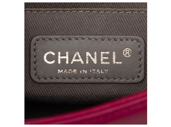 Chanel Boy Schultertasche aus rosa Veloursleder Pink - Ansicht 7