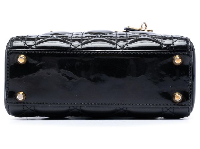 Lady Dior mini in vernice nero cannage - vista 3