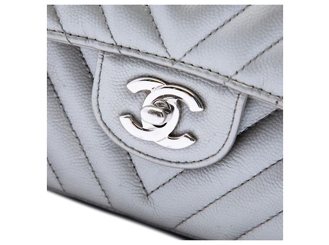 Chanel Argento Medium Classic Chevron Metallico Caviar Double Flap - vista 5