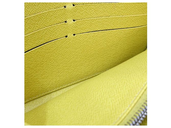 Cartera larga Sarah en piel Epi amarillo Louis Vuitton - vista 6