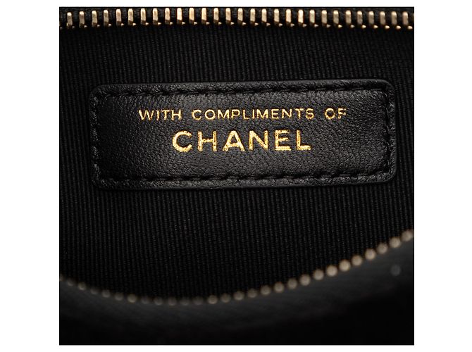 Chanel Black CC Quilted Velour Half Moon Chain Crossbody Nero - vista 5
