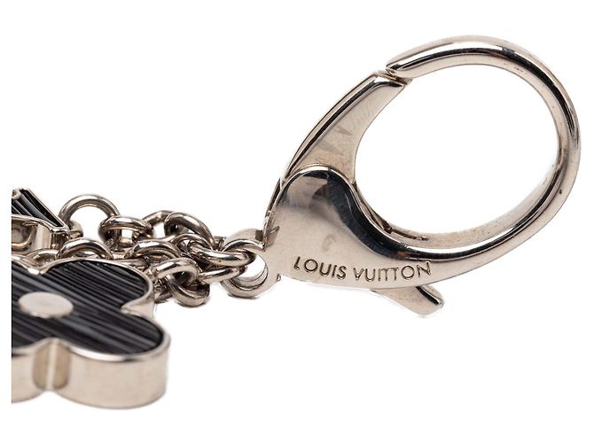 Charm per borsa Fleur D Epi in ottone argentato Louis Vuitton - vista 5