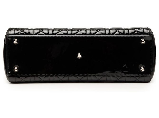 Lady Dior Cannage em verniz preto grande - vista 3
