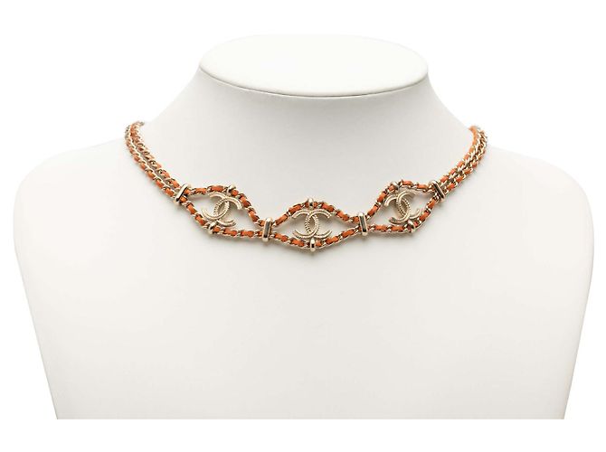Collana choker Chanel Gold CC in pelle intrecciata placcata oro - vista 6