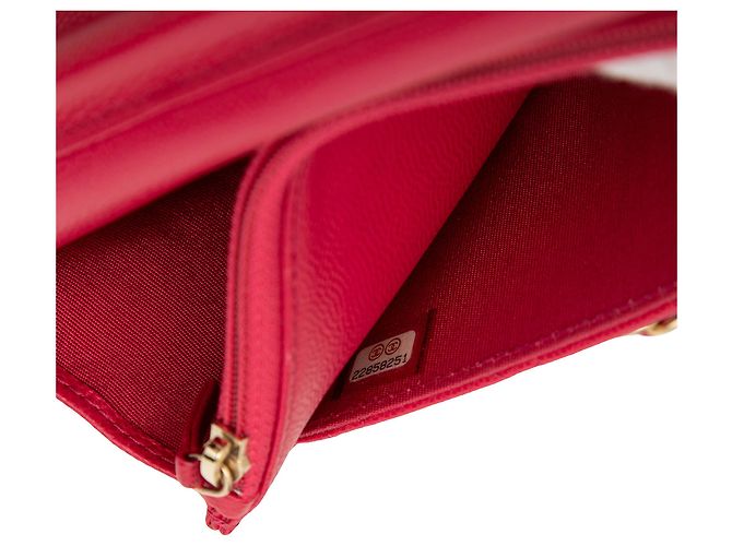 Wallet On Chain Portafoglio con catena Chanel Red Quilted Caviar Reissue 2.55 Rosso - vista 6