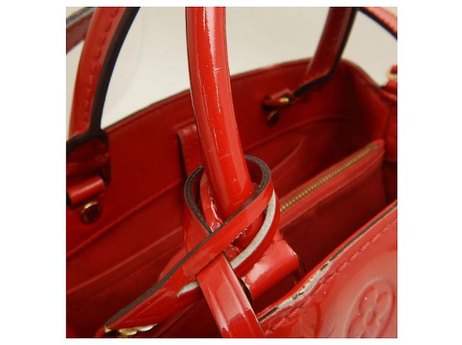 Borsa Louis Vuitton Vernis Montaigne BB in Cerise Fuschia - vista 12
