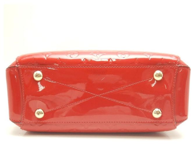 Borsa Louis Vuitton Vernis Montaigne BB in Cerise Fuschia - vista 6