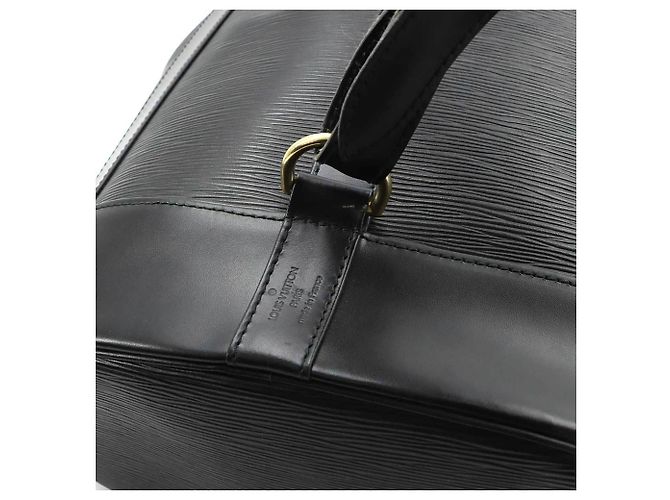 Borsa a Spalla Louis Vuitton Epi Randonnee PM Nero - vista 7