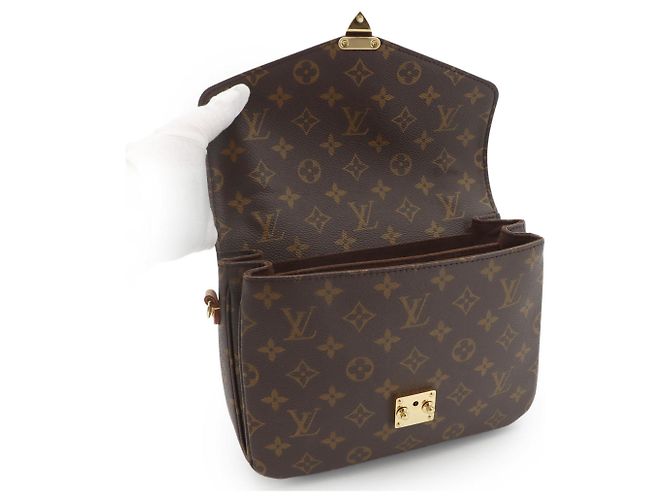 Borsa Louis Vuitton Monogram Pochette Metis MM Marrone Monogramma - vista 7