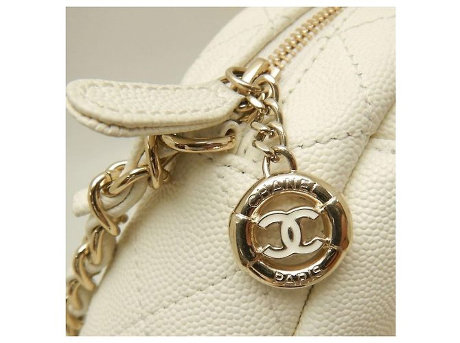 Timeless Borsa a Spalla Chanel Matelassé Caviar Bianco - vista 11