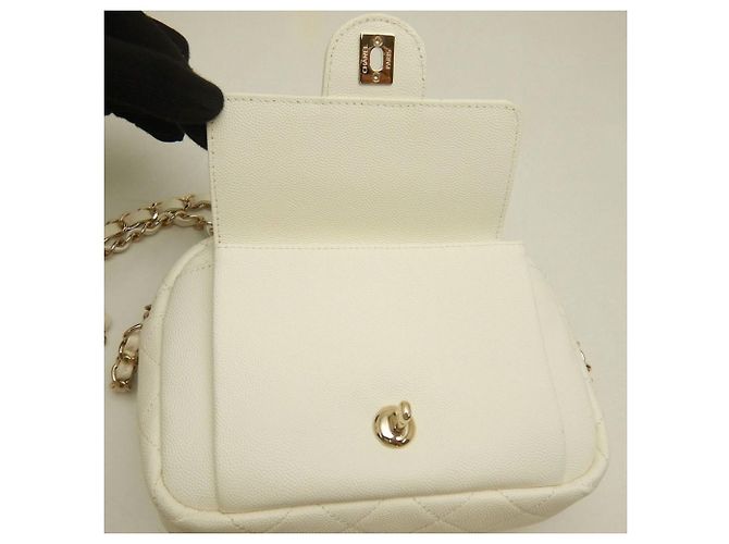 Timeless Borsa a Spalla Chanel Matelassé Caviar Bianco - vista 4