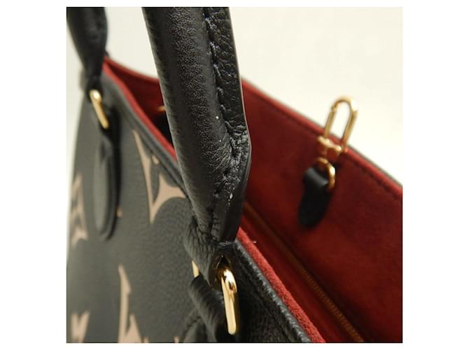 Bolso Louis Vuitton Bicolor Monogram OnTheGo PM Negro Beige - vista 10