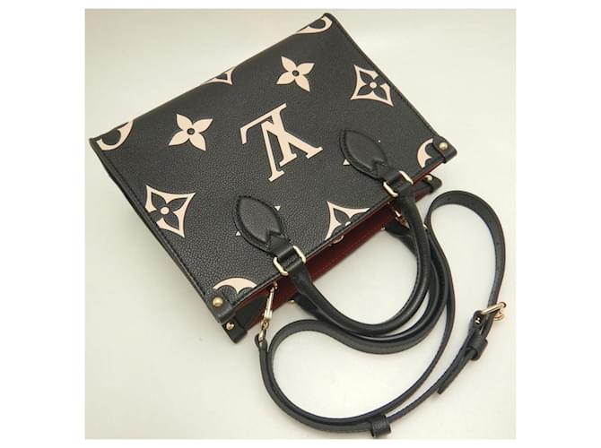 Bolso Louis Vuitton Bicolor Monogram OnTheGo PM Negro Beige - vista 5