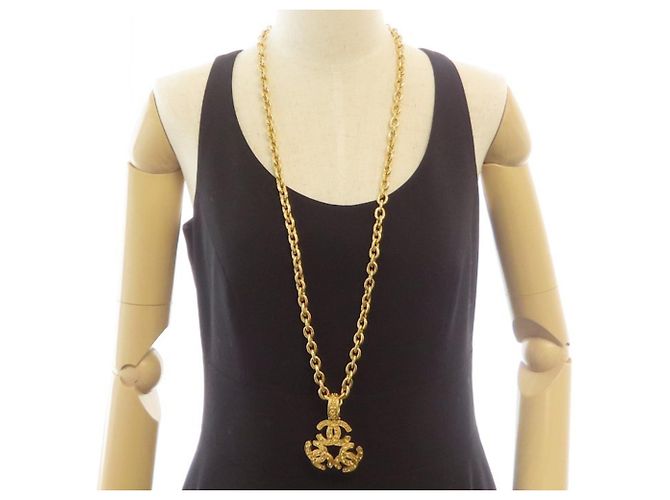 Collar Chanel Triple Coco - vista 3