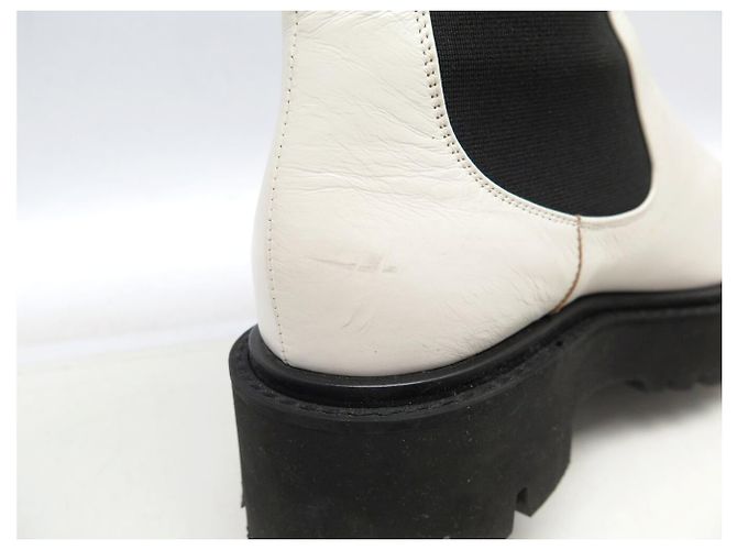 NUOVE STIVALETTI CHANEL LOW BOOTS G38218 37 PELLE BIANCA & NERA LOGO CC SCATOLA E SACCHETTO - vista 12