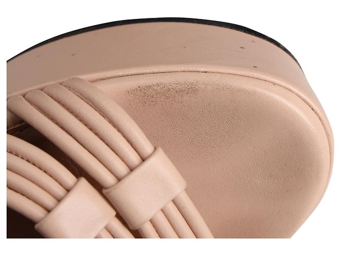 Sandali con plateau e listino a T di Givenchy in pelle beige - vista 11