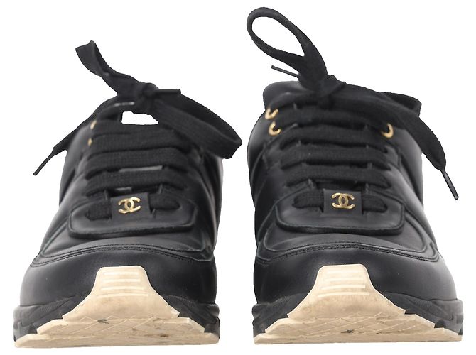 2.55 Sneakers low-top Chanel CC in pelle di vitello nera Nero - vista 4