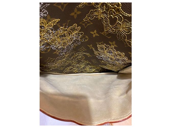 Louis Vuitton Besace Dentelle Or Borsa a Spalla Marrone D'oro - vista 15