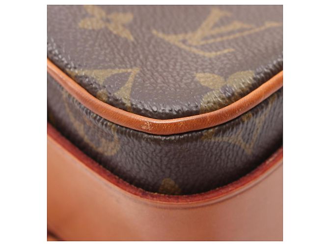 Bolsa de Ombro Louis Vuitton Cartouchiere MM Marrom - vista 6
