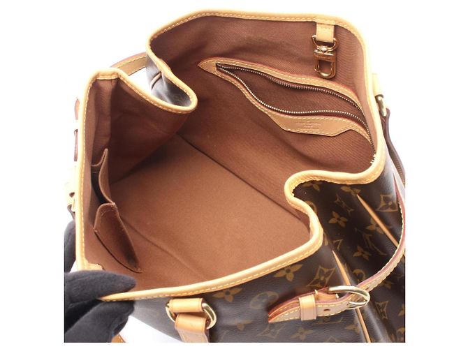 Borsa a tracolla Louis Vuitton Batignolles Horizontal Marrone - vista 3