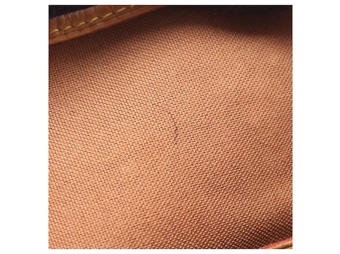 Borsa a tracolla Louis Vuitton Batignolles Horizontal Marrone - vista 6