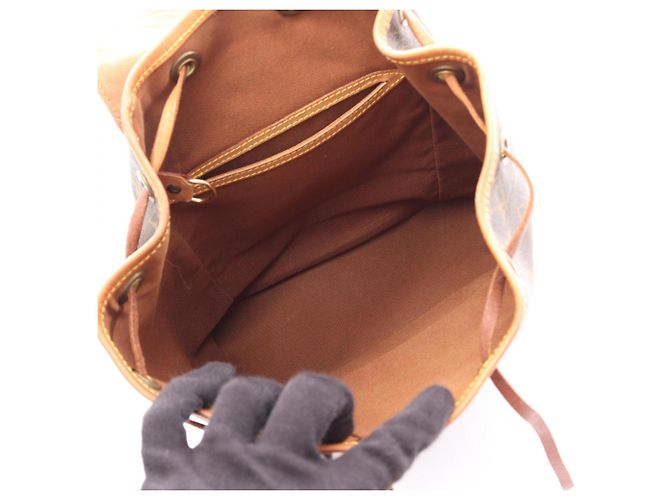Zaino/Borsa Louis Vuitton Montsouris MM Marrone - vista 3