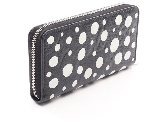 Cartera Louis Vuitton LV x YK Zippy Monogram Empreinte Negro Blanco - vista 2