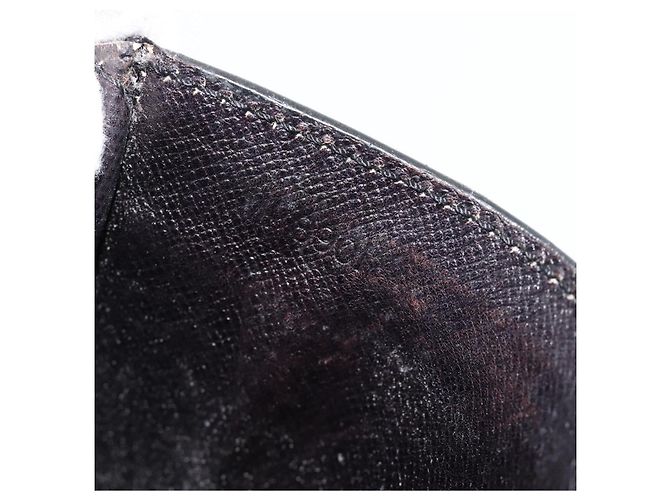 LOUIS VUITTON Epi Serie Dragonne Clutch Bag Black Noir M52612 LV Auth 180593 Nero - vista 12