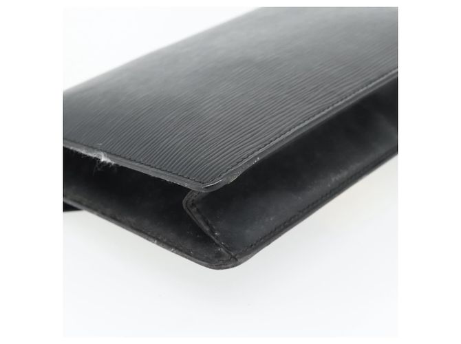 LOUIS VUITTON Epi Serie Dragonne Clutch Bag Black Noir M52612 LV Auth 180593 Nero - vista 16