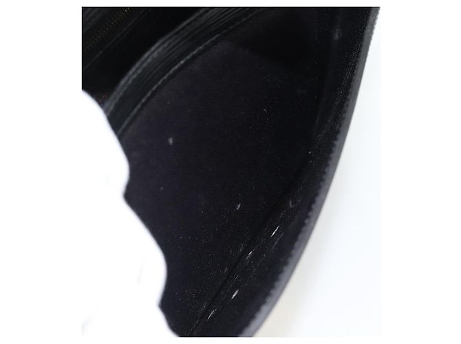 LOUIS VUITTON Epi Serie Dragonne Clutch Bag Black Noir M52612 LV Auth 180593 Nero - vista 22