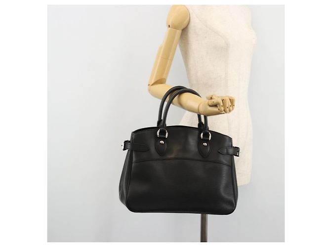 LOUIS VUITTON Epi Passy PM Handtasche Schwarz M59262 LV Auth 165283A - Ansicht 25