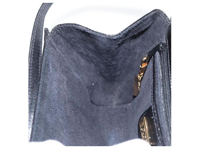 Borsa a Spalla GUCCI in Pelle Nera e Oro 004 056 0219 Auth 181308 Nero D'oro - vista 19