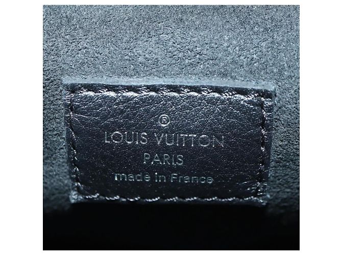 LOUIS VUITTON Yamamoto Hirosai Pochette Kabuki Mask Bag M43532 LV Auth 179813SM Monograma - vista 25