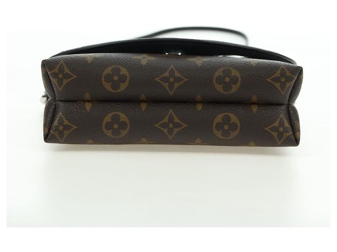 LOUIS VUITTON Yamamoto Hirosai Pochette Kabuki Mask Bag M43532 LV Auth 179813SM Monograma - vista 5