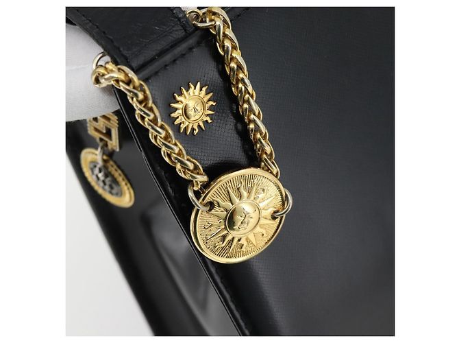 Borsa a Spalla Gianni Versace in Pelle Nera e Oro Auth ka4376A Nero D'oro - vista 17