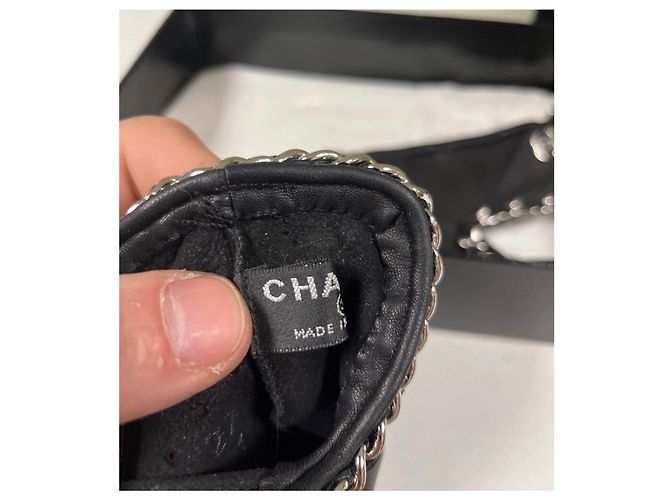 Chanel fingerlose Lederhandschuhe in Schwarz - Größe 7 Gebraucht - Ansicht 4