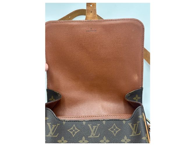 Borsa Louis Vuitton Cartouchiere Monogram Canvas MM Marrone - vista 7
