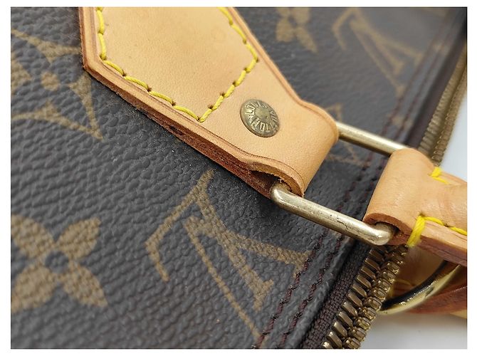 Borsa Louis Vuitton Alma Monogram Canvas PM Marrone - vista 4