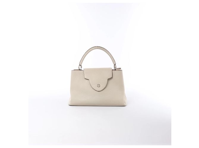 Borsa Louis Vuitton Capucines GM in pelle Taurillon beige - vista 13
