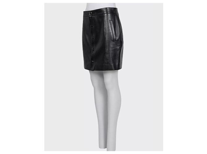 Saia evasê de couro preto Saint Laurent Tamanho 42 Seminovas - vista 2