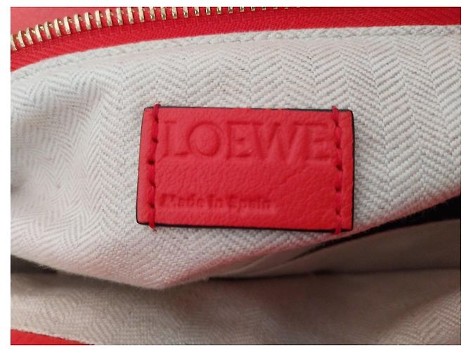 Loewe Puzzle Borsa in Pelle Rossa Rosso - vista 11