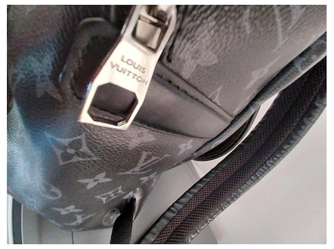 Louis Vuitton Mochila Monogram Eclipse Negro - vista 18