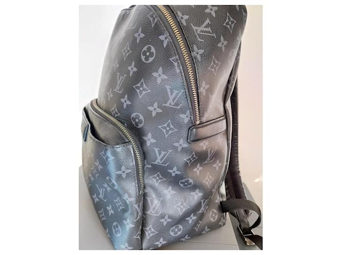 Louis Vuitton Mochila Monogram Eclipse Negro - vista 2
