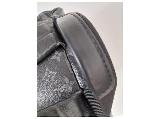 Louis Vuitton Mochila Monogram Eclipse Negro - vista 9