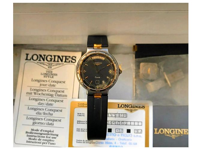Longines Conquest Day-Date Quarz-Uhr - Ansicht 3
